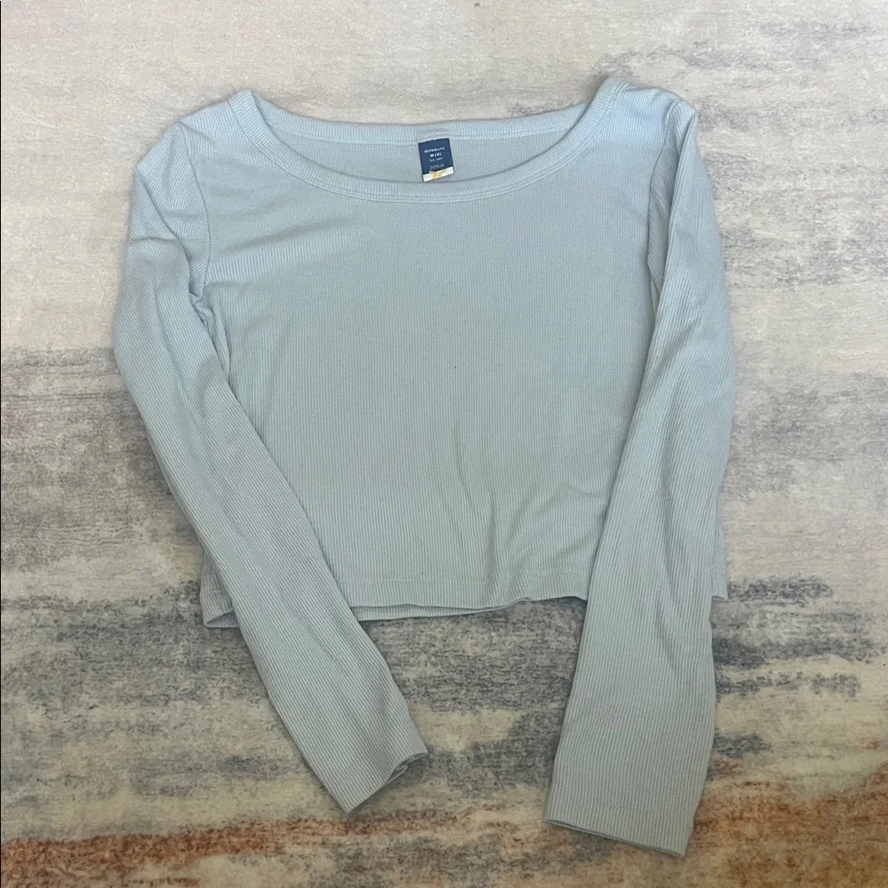 (242)Old Navy Soft Blue Long Sleeve Tee